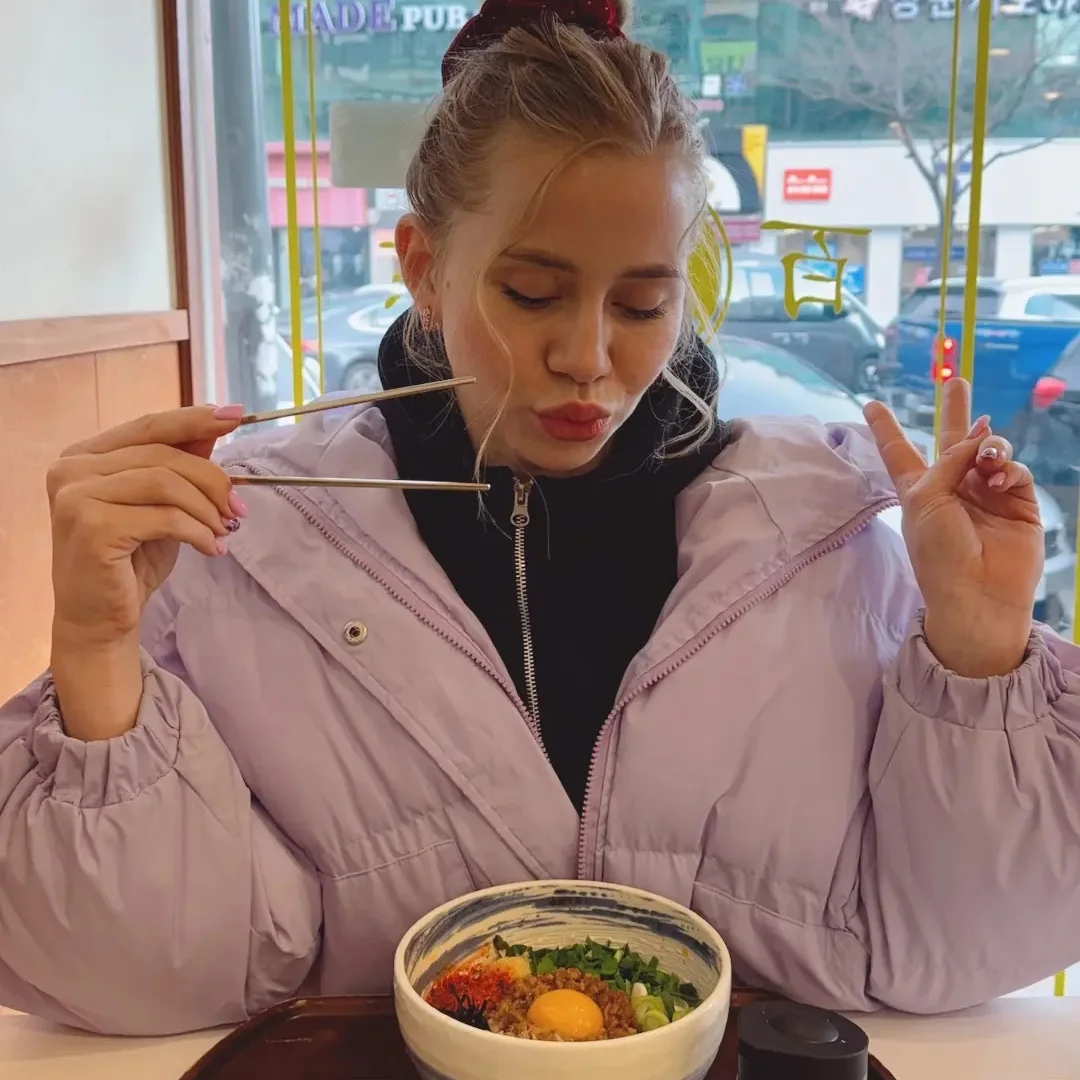 Katya_in_korea