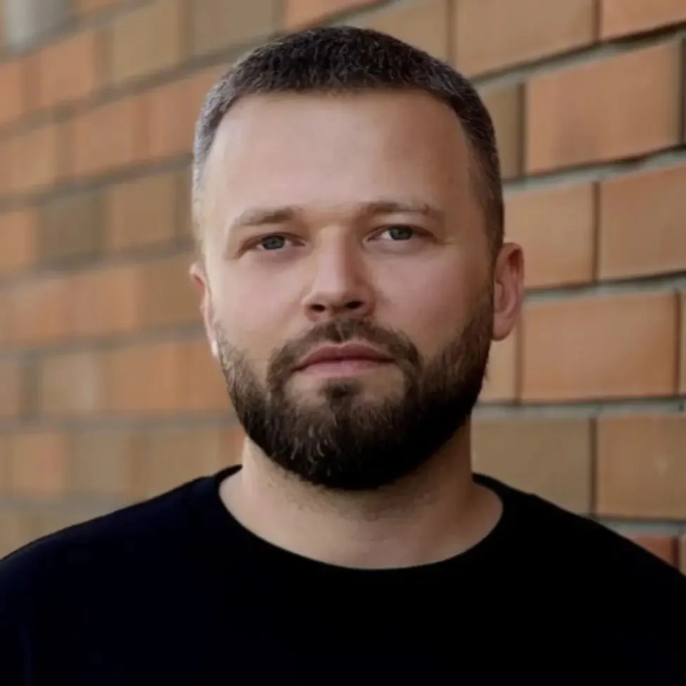 Влад Трын Дын